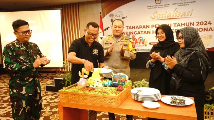 Perayaan Hari Pers Nasional (HPN) PWI bersama KPU Banyuwangi, Jumat (9/2/2024). (foto/ist)