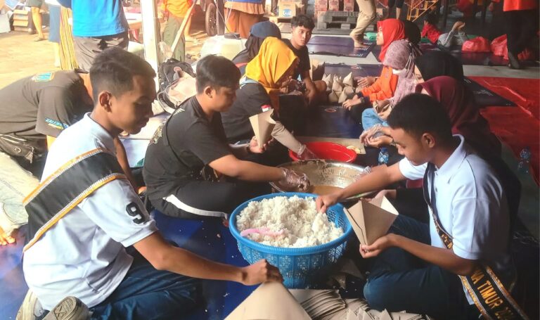 Organisasi Mitra SRPB Jatim Bantu Dapur Umum Banjir Waru