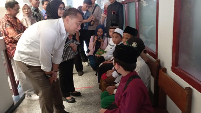 Cak Eri, Apresiasi 4.396 Siswa Penghafal Kitab Suci