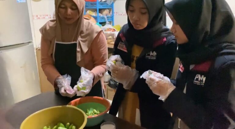 Desa Berdaya, Eksplorasi Produk Unggulan yang Menarik dari Sebuah Komunitas Pedesaan dengan PMM Kelompok 67