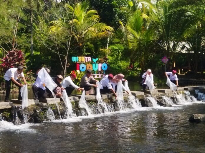 WhatsApp Image 2024-03-06 at 05.33.14 Festival Sekardadu di wisata Jopuro, Desa Kampunganyar, Kecamatan Glagah, Banyuwangi, Rabu (6/3/2024) pagi. (Foto/ist)