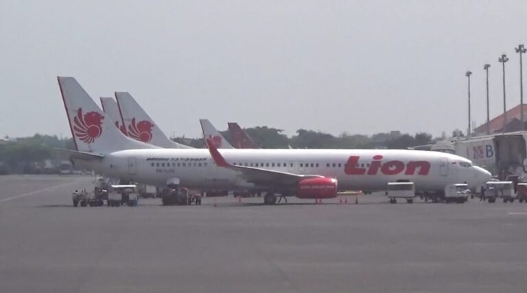 Jelang Lebaran, KPPU Soroti Kenaikan Harga Tiket Pesawat