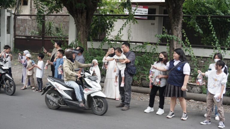 NSA – YPPI Bagikan Takjil dan Buka Puasa Bersama di Bulan Ramadhan
