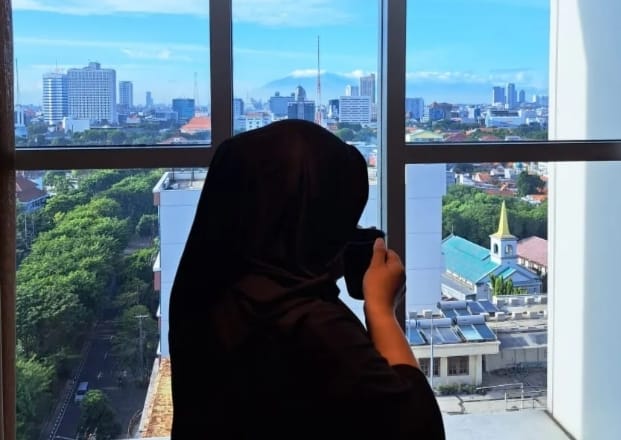 Indahnya Melihat Suramadu dari Jendela Hotel Leedon
