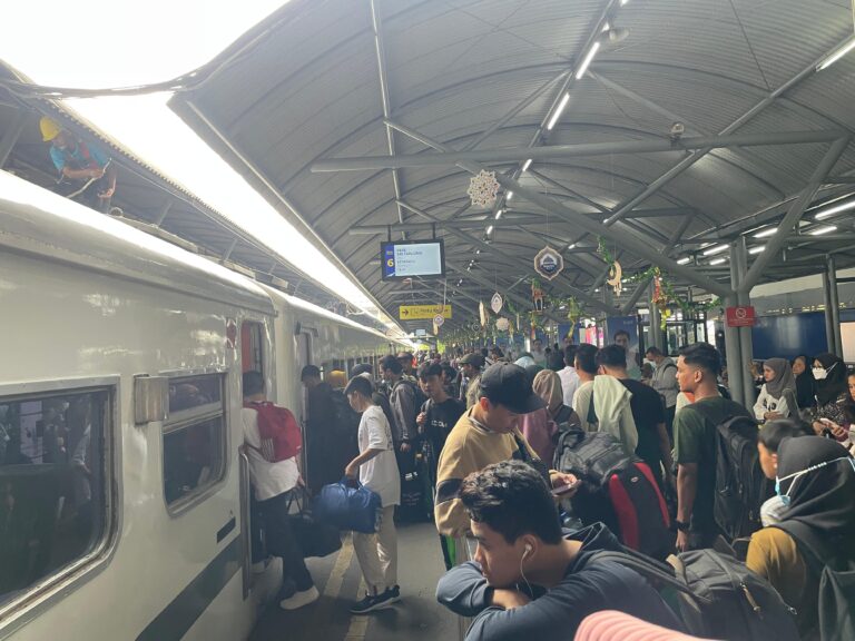 Selama Lebaran, KAI Daop 8 Surabaya Layani 940.128 Pemudik