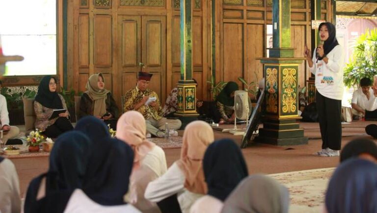 Para pelajar di Banyuwangi mengikuti Rembug Anak, Kamis (2/5/2024). (Foto/Humas Pemkab Banyuwangi)