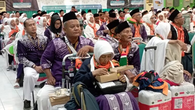 Tim Kesehatan Haji AHES Umumkan Empat Calon Haji Tunda Berangkat